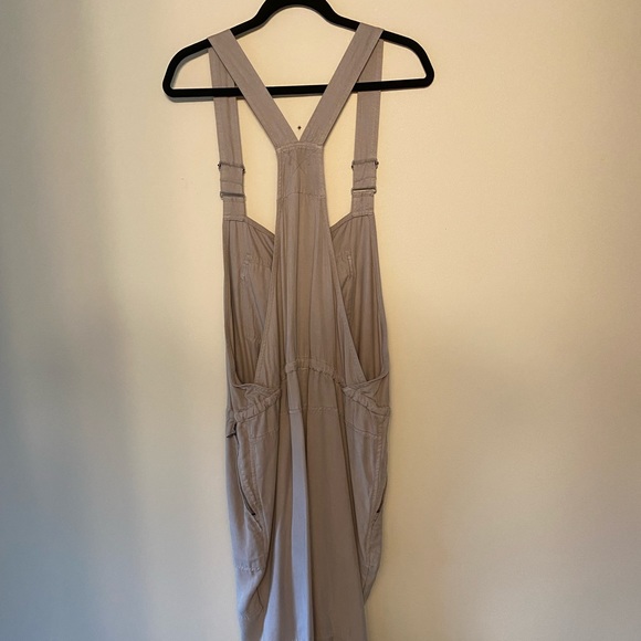 Aritzia Overalls - Picture 2 of 2